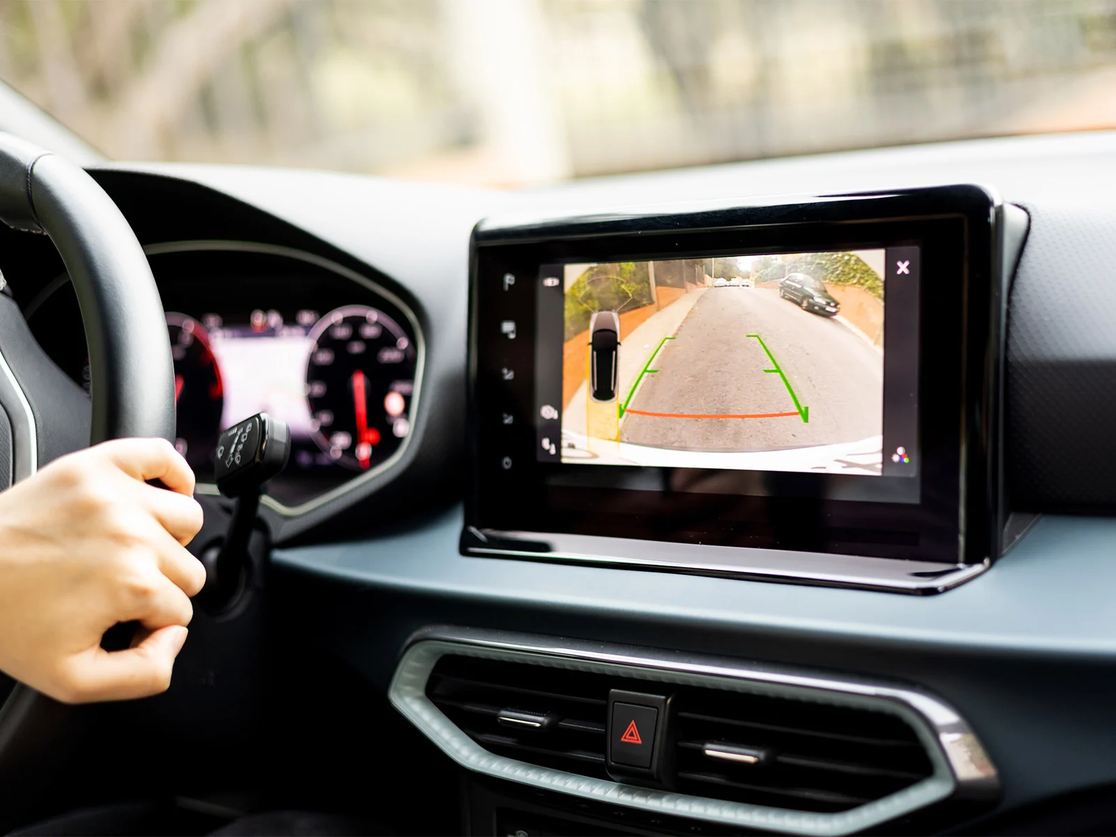 SENSORI DI PARCHEGGIO